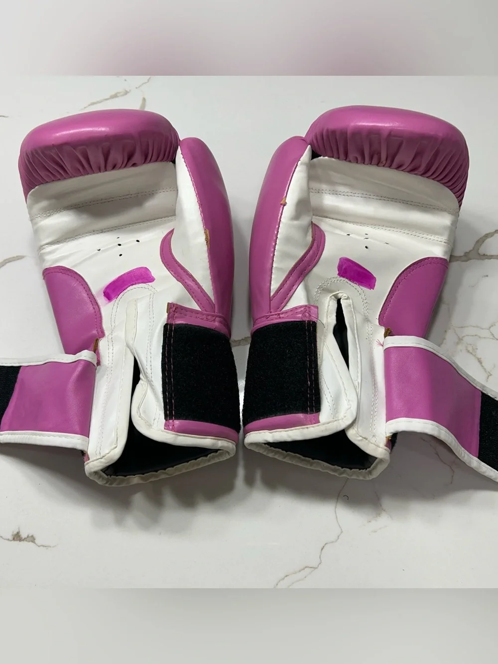 9Round Pink Boxing Gloves